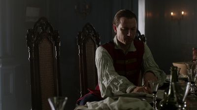 OUTLANDER_-_E1X06_THE_GARRISON_COMMANDER_1514.jpg