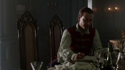 OUTLANDER_-_E1X06_THE_GARRISON_COMMANDER_1518.jpg