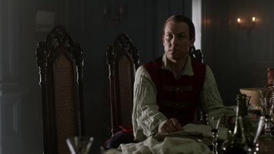OUTLANDER_-_E1X06_THE_GARRISON_COMMANDER_1530.jpg