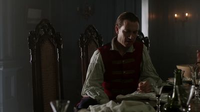 OUTLANDER_-_E1X06_THE_GARRISON_COMMANDER_1539.jpg