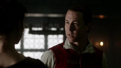 OUTLANDER_-_E1X06_THE_GARRISON_COMMANDER_1604.jpg