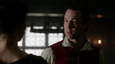 OUTLANDER_-_E1X06_THE_GARRISON_COMMANDER_1619.jpg