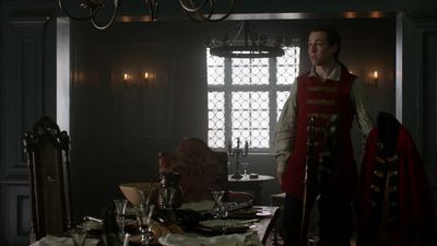 OUTLANDER_-_E1X06_THE_GARRISON_COMMANDER_1629.jpg
