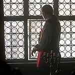 OUTLANDER_-_E1X06_THE_GARRISON_COMMANDER_0894.jpg