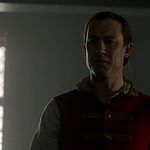 OUTLANDER_-_E1X06_THE_GARRISON_COMMANDER_1000.jpg