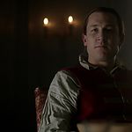 OUTLANDER_-_E1X06_THE_GARRISON_COMMANDER_1043.jpg
