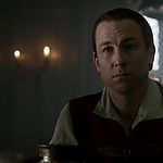 OUTLANDER_-_E1X06_THE_GARRISON_COMMANDER_1355.jpg