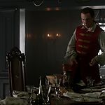OUTLANDER_-_E1X06_THE_GARRISON_COMMANDER_1421.jpg
