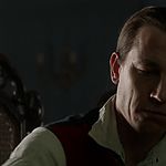 OUTLANDER_-_E1X06_THE_GARRISON_COMMANDER_1505.jpg