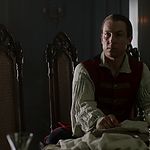 OUTLANDER_-_E1X06_THE_GARRISON_COMMANDER_1525.jpg
