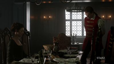 OUTLANDER_-_E1X06_THE_GARRISON_COMMANDER_1693.jpg