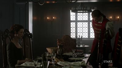 OUTLANDER_-_E1X06_THE_GARRISON_COMMANDER_1696.jpg