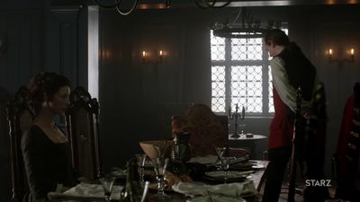 OUTLANDER_-_E1X06_THE_GARRISON_COMMANDER_1701.jpg