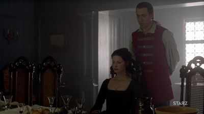 OUTLANDER_-_E1X06_THE_GARRISON_COMMANDER_1718.jpg