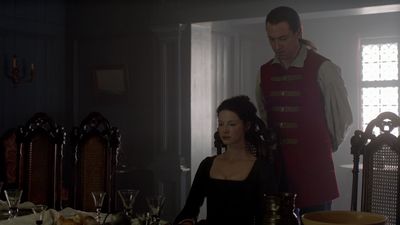 OUTLANDER_-_E1X06_THE_GARRISON_COMMANDER_1726.jpg