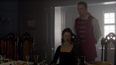 OUTLANDER_-_E1X06_THE_GARRISON_COMMANDER_1739.jpg
