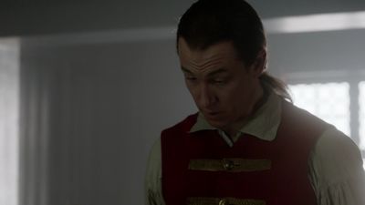 OUTLANDER_-_E1X06_THE_GARRISON_COMMANDER_1756.jpg