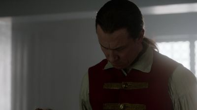 OUTLANDER_-_E1X06_THE_GARRISON_COMMANDER_1768.jpg