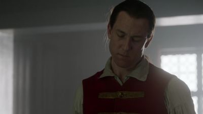 OUTLANDER_-_E1X06_THE_GARRISON_COMMANDER_1781.jpg