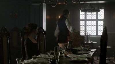 OUTLANDER_-_E1X06_THE_GARRISON_COMMANDER_1795.jpg