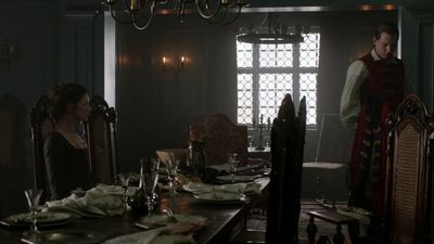 OUTLANDER_-_E1X06_THE_GARRISON_COMMANDER_1802.jpg