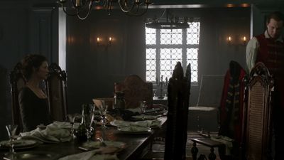 OUTLANDER_-_E1X06_THE_GARRISON_COMMANDER_1804.jpg