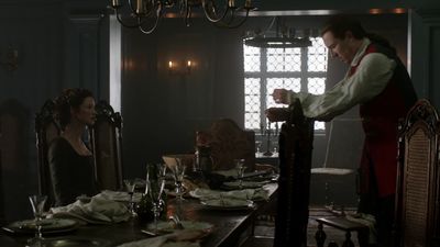 OUTLANDER_-_E1X06_THE_GARRISON_COMMANDER_1809.jpg