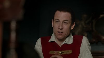 OUTLANDER_-_E1X06_THE_GARRISON_COMMANDER_1819.jpg