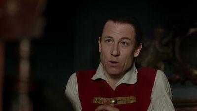 OUTLANDER_-_E1X06_THE_GARRISON_COMMANDER_1820.jpg