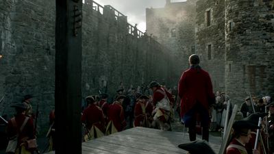 OUTLANDER_-_E1X06_THE_GARRISON_COMMANDER_1886.jpg