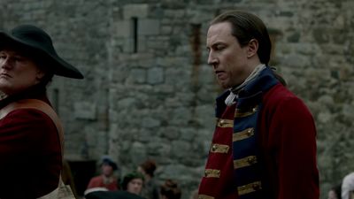 OUTLANDER_-_E1X06_THE_GARRISON_COMMANDER_1916.jpg