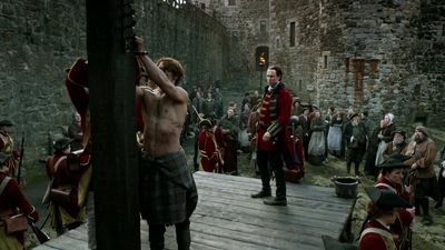 OUTLANDER_-_E1X06_THE_GARRISON_COMMANDER_1931.jpg