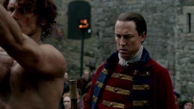 OUTLANDER_-_E1X06_THE_GARRISON_COMMANDER_1940.jpg