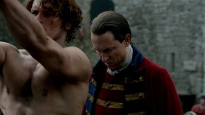 OUTLANDER_-_E1X06_THE_GARRISON_COMMANDER_1944.jpg