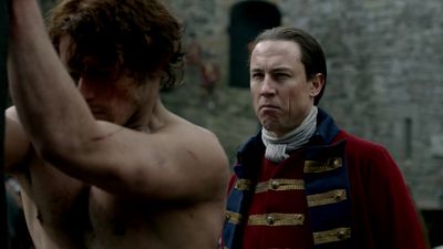 OUTLANDER_-_E1X06_THE_GARRISON_COMMANDER_1957.jpg