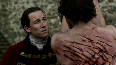 OUTLANDER_-_E1X06_THE_GARRISON_COMMANDER_1987.jpg