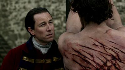 OUTLANDER_-_E1X06_THE_GARRISON_COMMANDER_1989.jpg