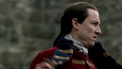 OUTLANDER_-_E1X06_THE_GARRISON_COMMANDER_2000.jpg