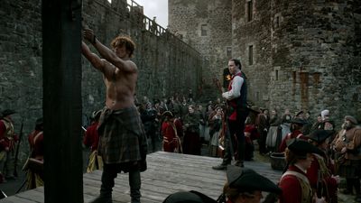 OUTLANDER_-_E1X06_THE_GARRISON_COMMANDER_2009.jpg