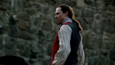 OUTLANDER_-_E1X06_THE_GARRISON_COMMANDER_2024.jpg