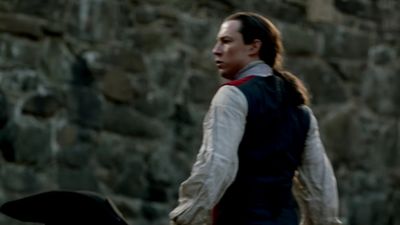 OUTLANDER_-_E1X06_THE_GARRISON_COMMANDER_2038.jpg
