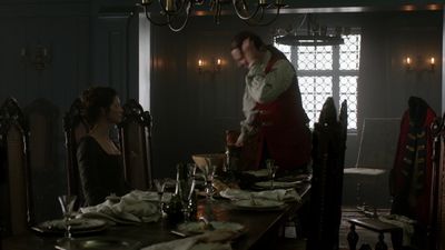 OUTLANDER_-_E1X06_THE_GARRISON_COMMANDER_2074.jpg