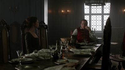 OUTLANDER_-_E1X06_THE_GARRISON_COMMANDER_2099.jpg