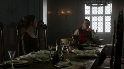 OUTLANDER_-_E1X06_THE_GARRISON_COMMANDER_2114.jpg