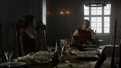 OUTLANDER_-_E1X06_THE_GARRISON_COMMANDER_2122.jpg