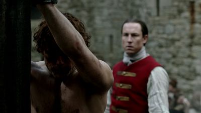 OUTLANDER_-_E1X06_THE_GARRISON_COMMANDER_2146.jpg