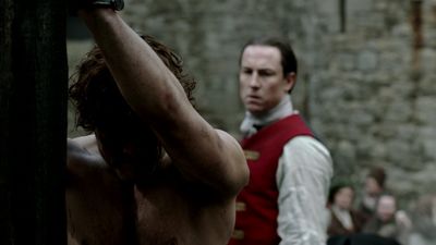 OUTLANDER_-_E1X06_THE_GARRISON_COMMANDER_2148.jpg