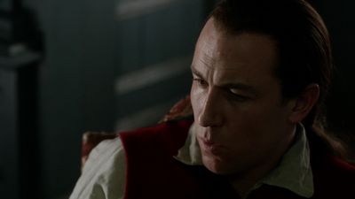 OUTLANDER_-_E1X06_THE_GARRISON_COMMANDER_2151.jpg