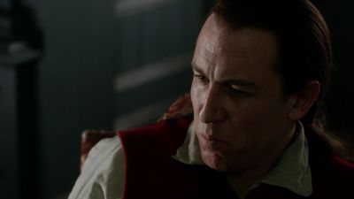 OUTLANDER_-_E1X06_THE_GARRISON_COMMANDER_2161.jpg