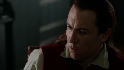 OUTLANDER_-_E1X06_THE_GARRISON_COMMANDER_2165.jpg